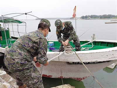 海南海警局全力以赴迎战“纳沙”