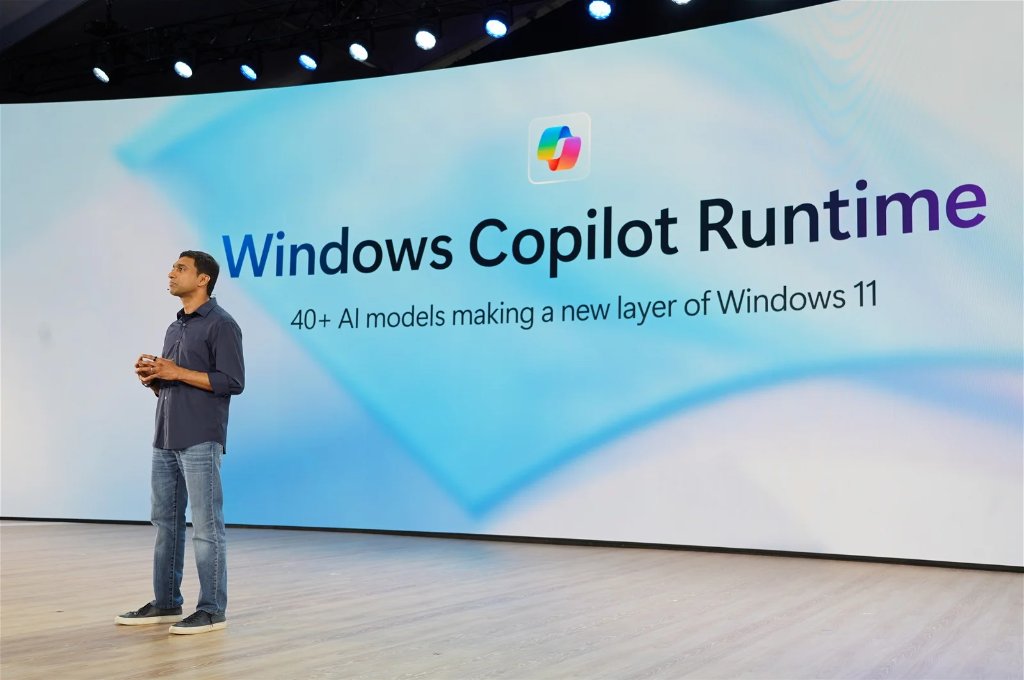 微软AI PC全面“亮剑”！Copilot融入Windows 11，GPT 4o“很快”加持